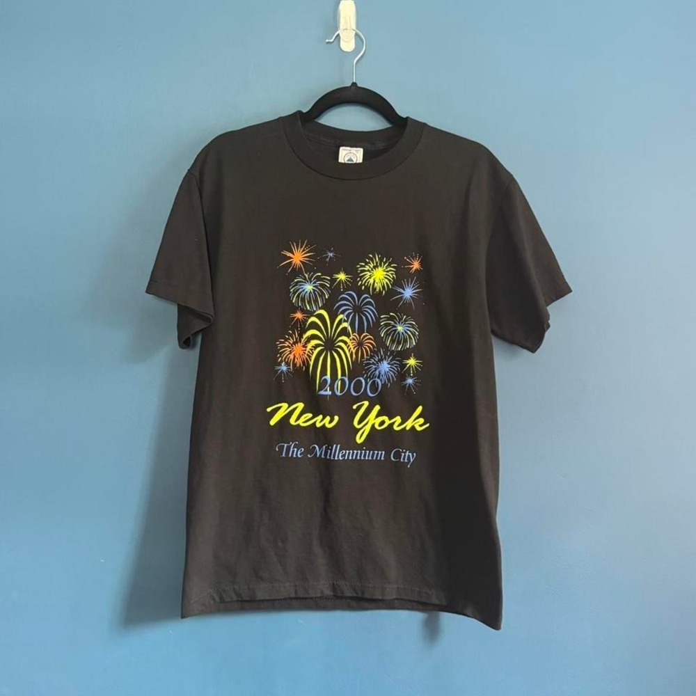 Y2K NYC‎ Tee Men's Size Medium Fireworks Delta Pro Weight Black Millenium Party